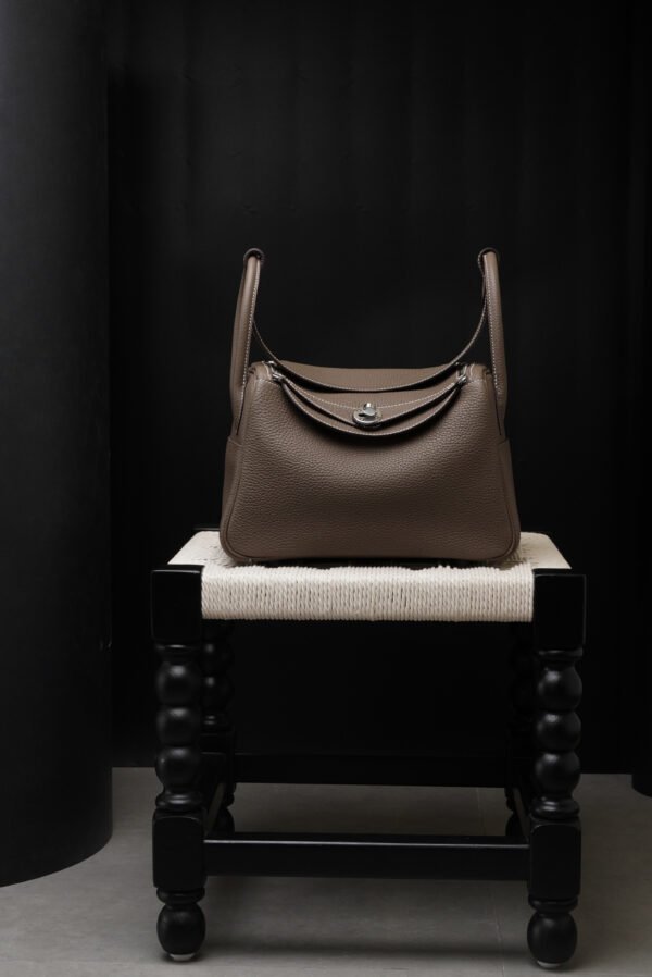 Hermès Lindy 26 18 Etoupe TC PHW