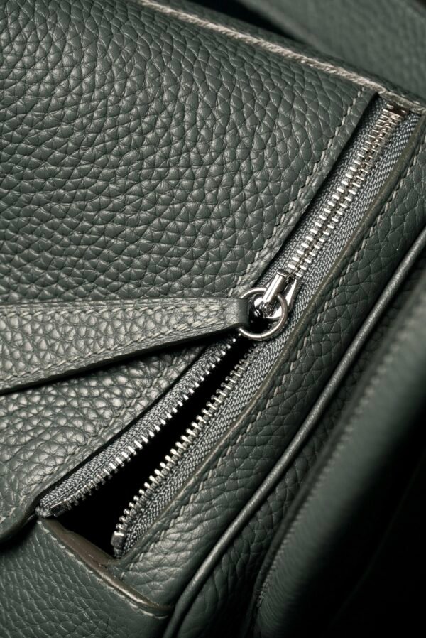 Hermès Lindy 26  63 Vert Amande TC PHW - Image 10