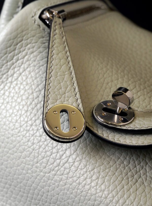 Hermès   Mini Lindy 08 Blue Pale TC PHW - Image 8